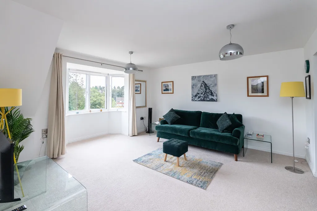 Horsham Road, Dorking, RH4, photo 2
