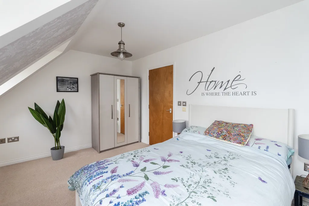 Horsham Road, Dorking, RH4, photo 7