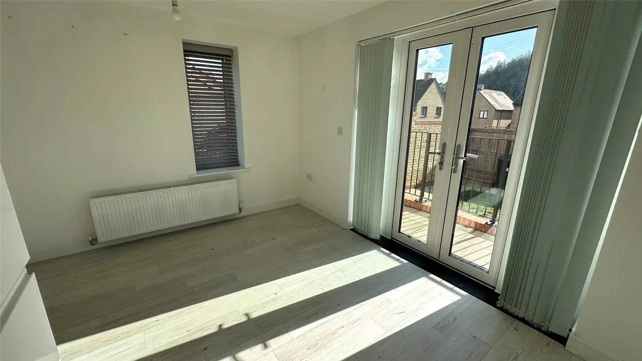 Castle Hill Drive, Ebbsfleet, DA10, photo 11