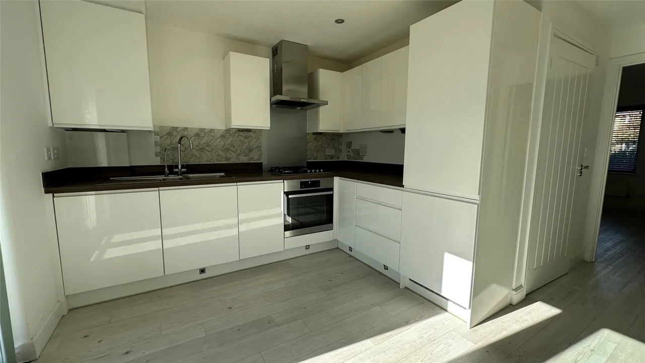 Castle Hill Drive, Ebbsfleet, DA10, photo 12