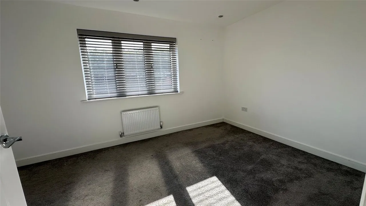 Castle Hill Drive, Ebbsfleet, DA10, photo 7