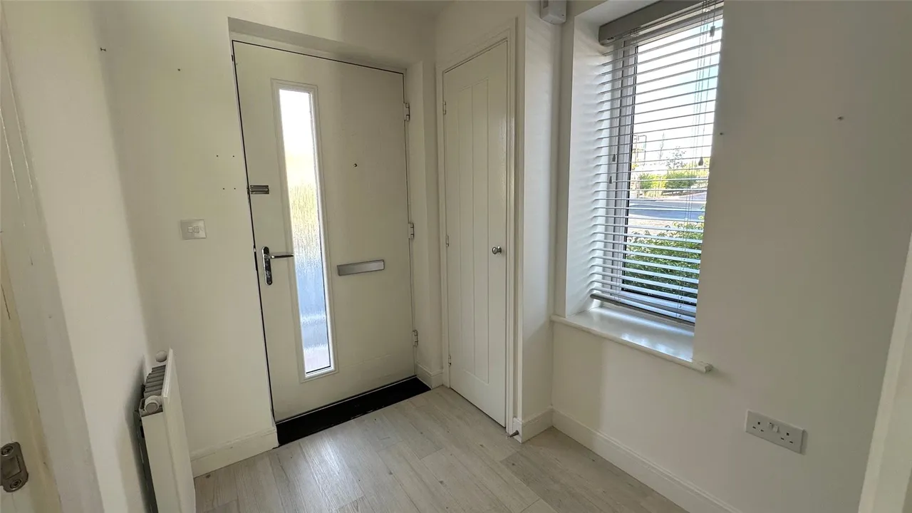 Castle Hill Drive, Ebbsfleet, DA10, photo 9