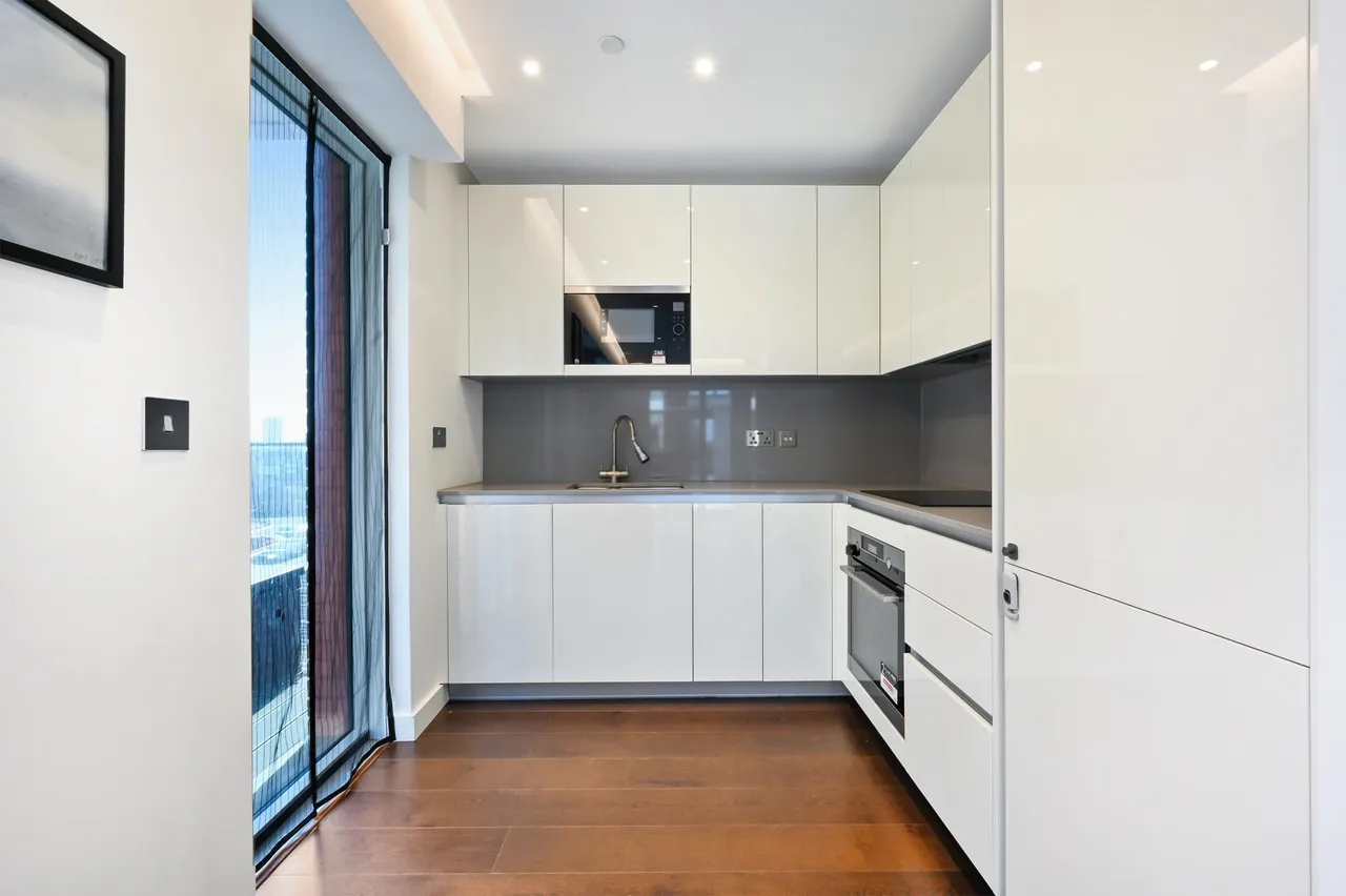 Lexington Gardens, Nine Elms, SW11, photo 5