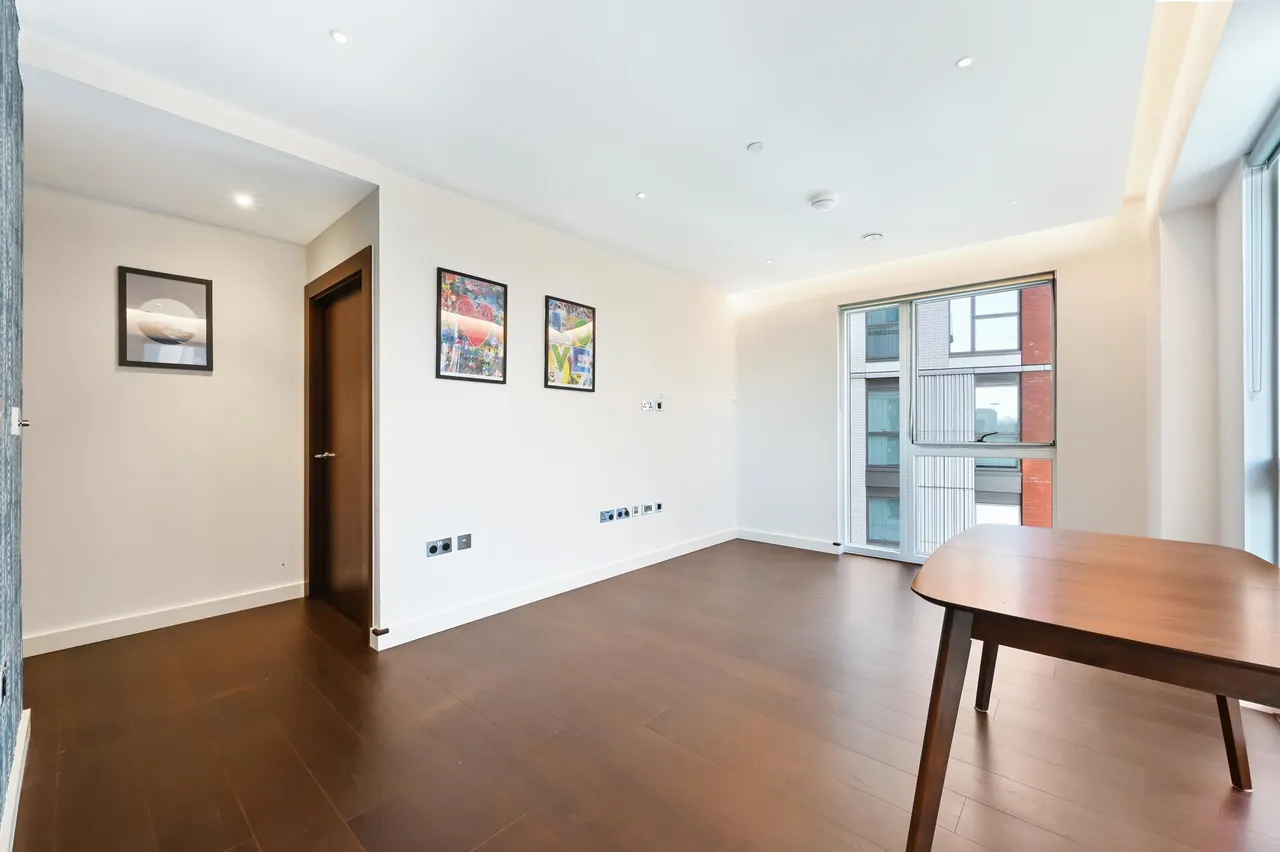 Lexington Gardens, Nine Elms, SW11, photo 6