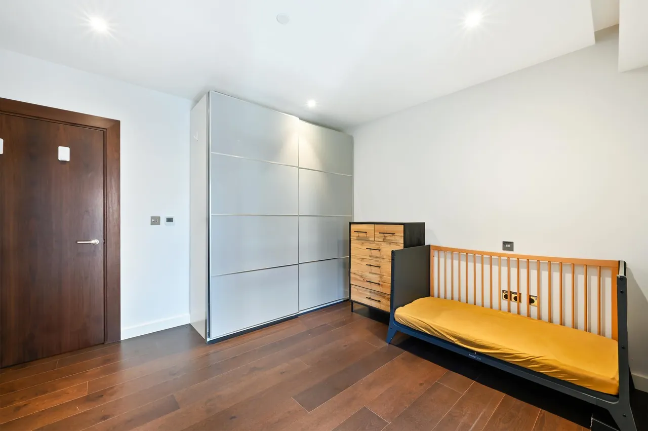 Lexington Gardens, Nine Elms, SW11, photo 11