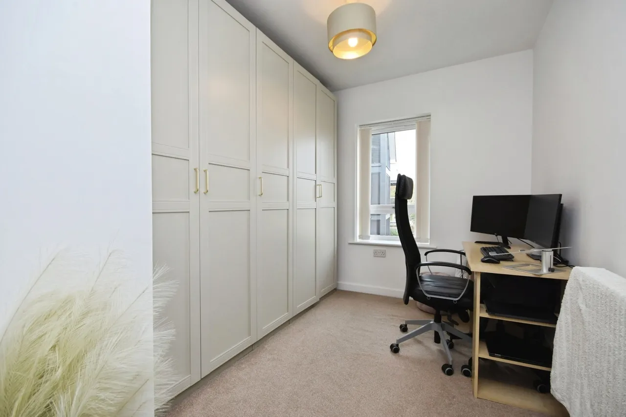 Eastwood Road, Rayleigh, SS6, photo 9