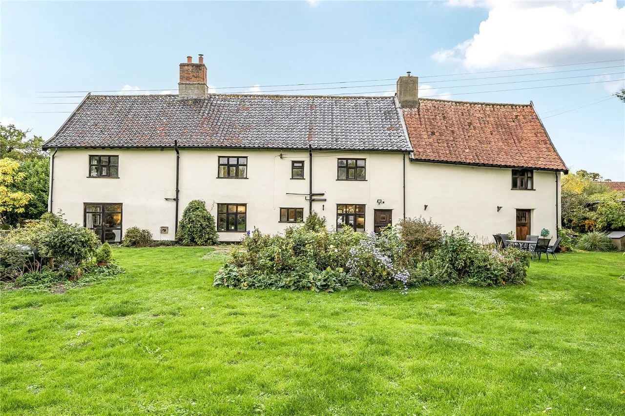 Hall Lane, Rushall, IP21, photo 2