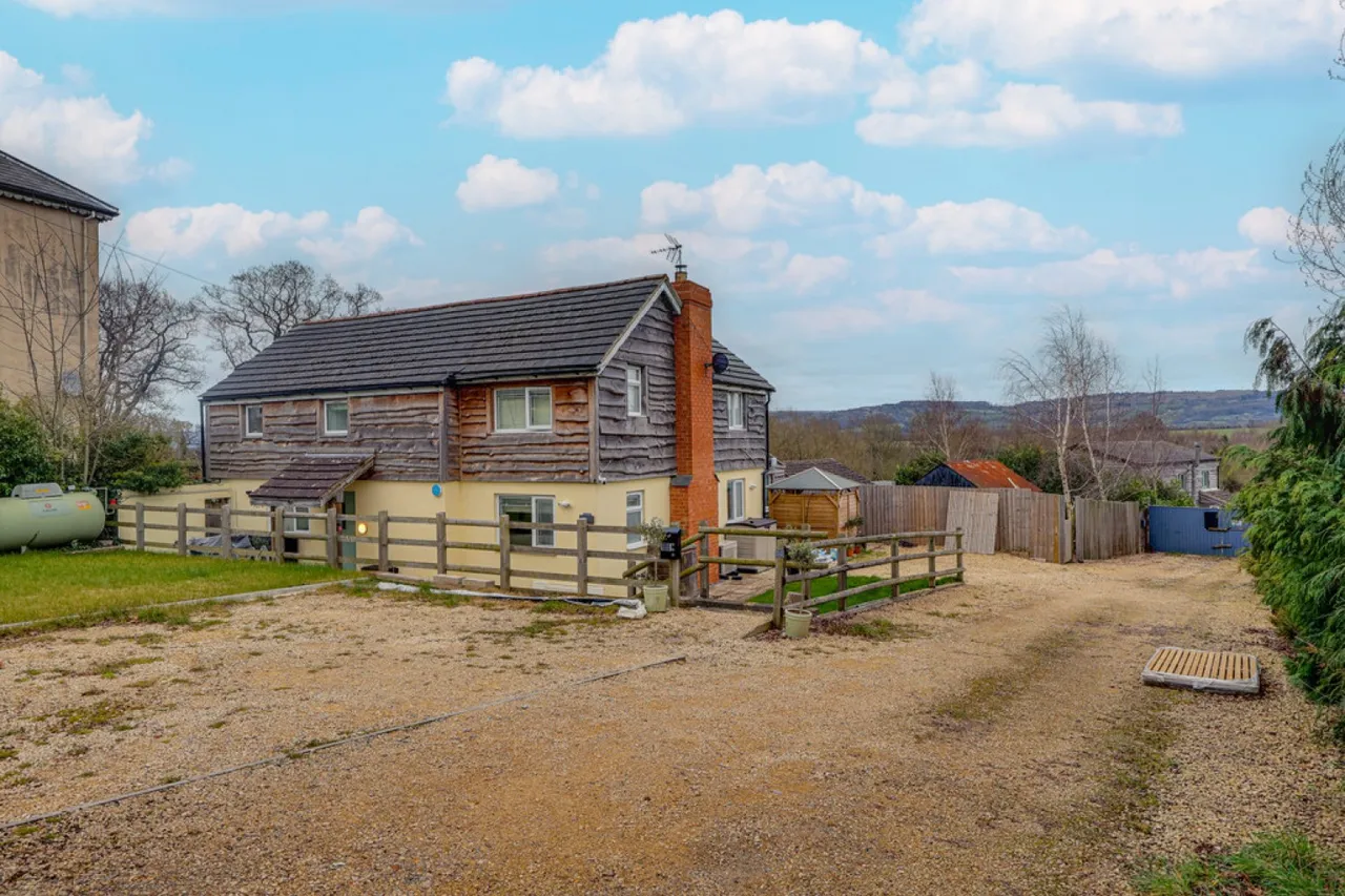 Churchdown Village, Gloucester, GL3, photo 12