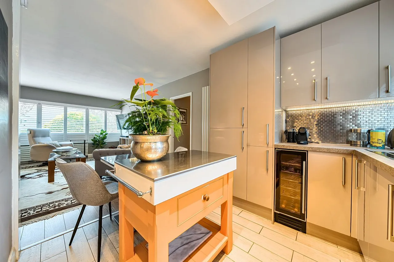 The Priory, London, SE3, photo 14