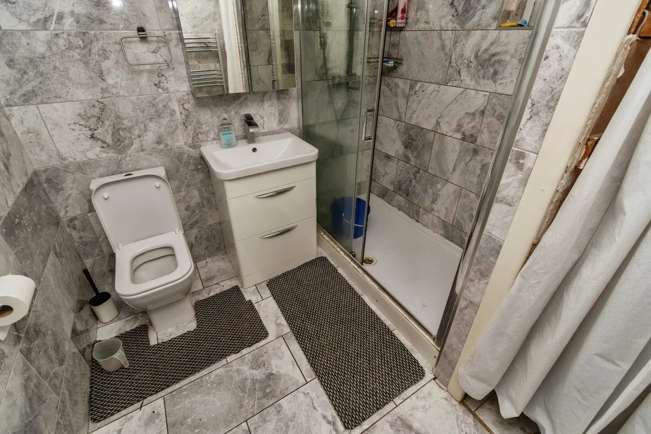 St. Annes Road, Willenhall, WV13, photo 6