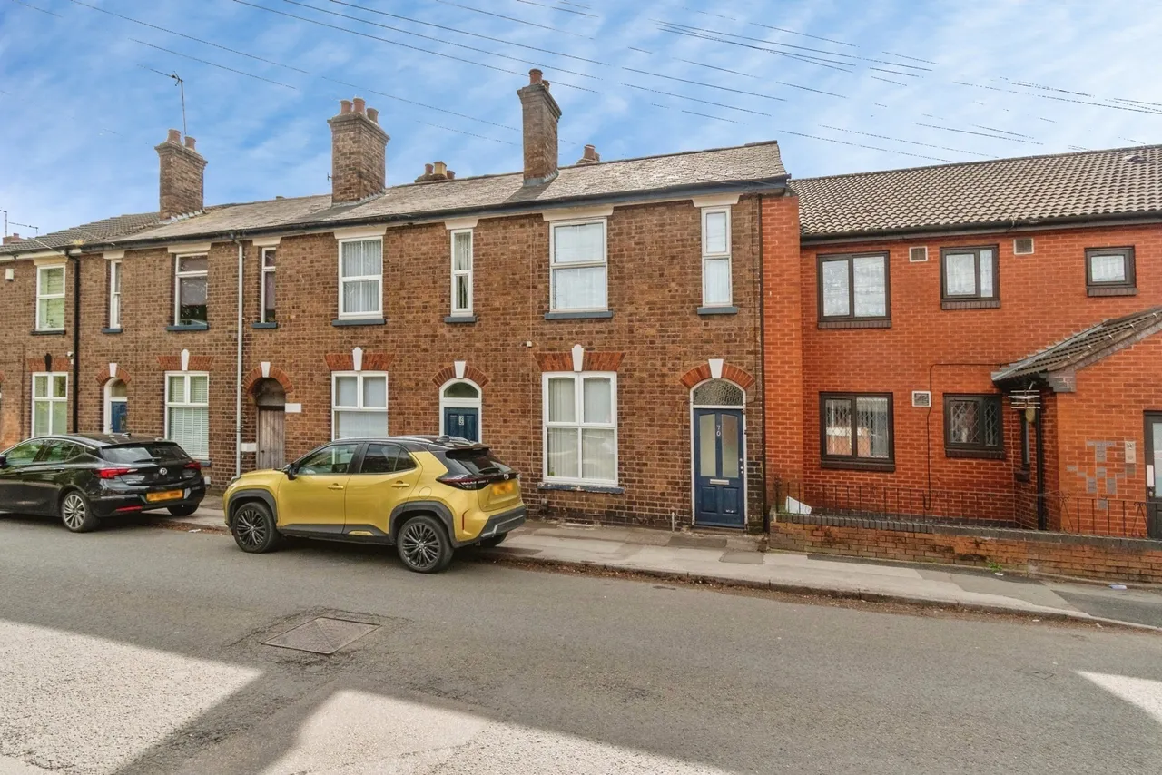 St. Annes Road, Willenhall, WV13, photo 17