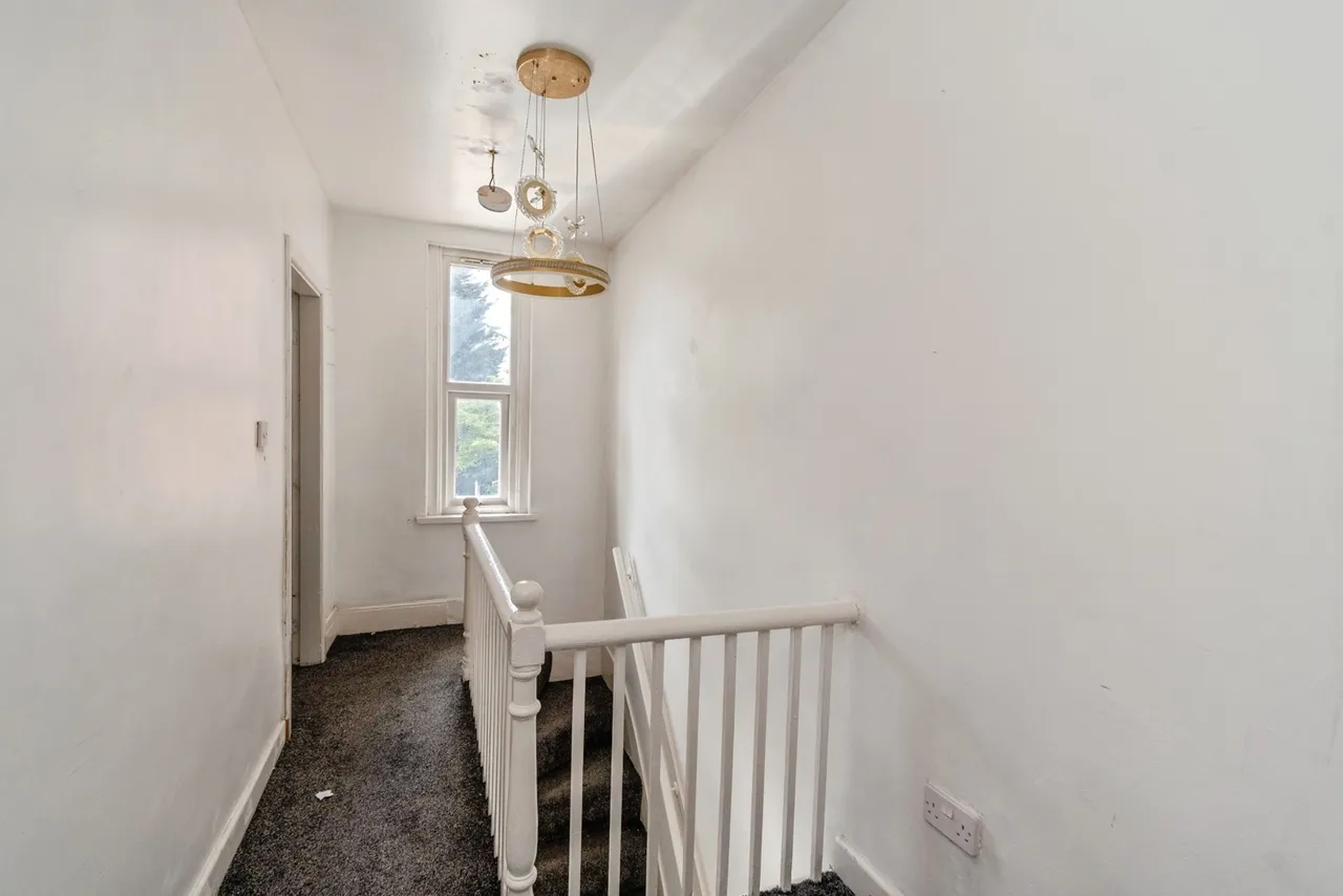 St. Annes Road, Willenhall, WV13, photo 7