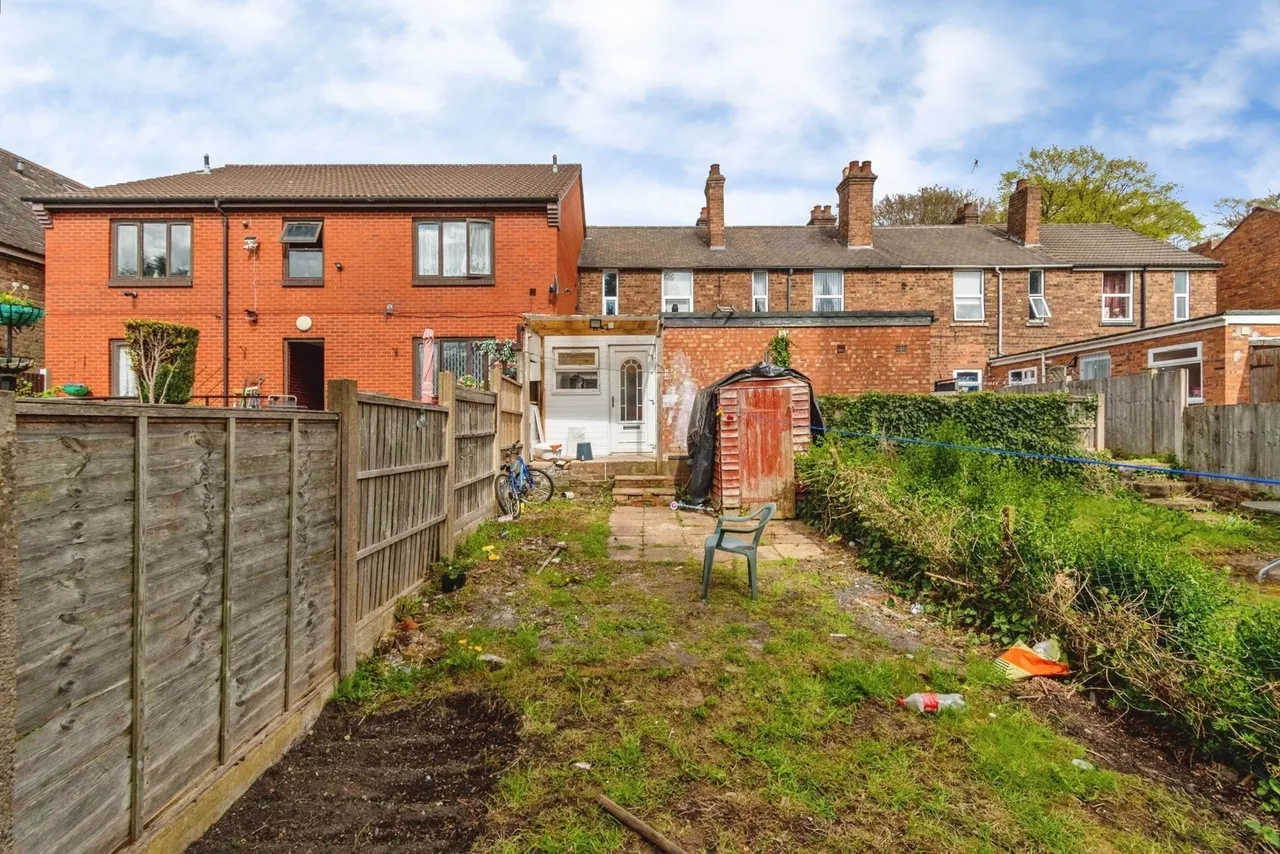 St. Annes Road, Willenhall, WV13, photo 16