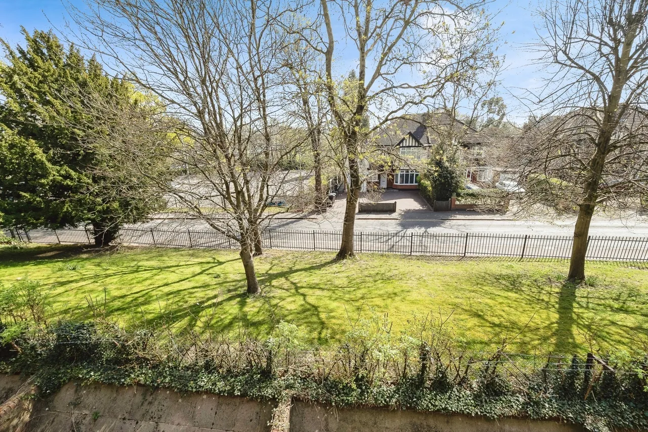 Tamar Square, WOODFORD GREEN, Essex, IG8, photo 4