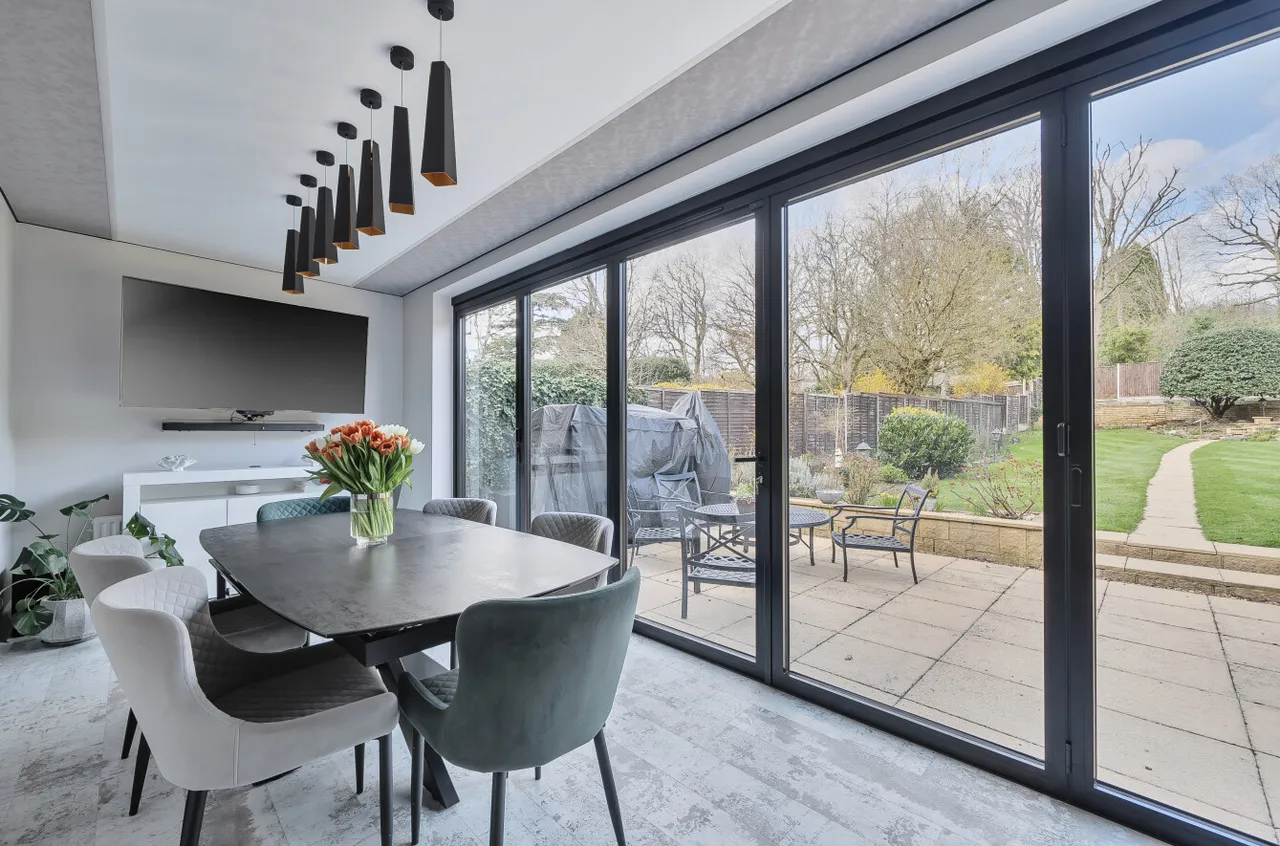 Old Bisley Road, Frimley, Surrey, GU16 9RE, photo 6