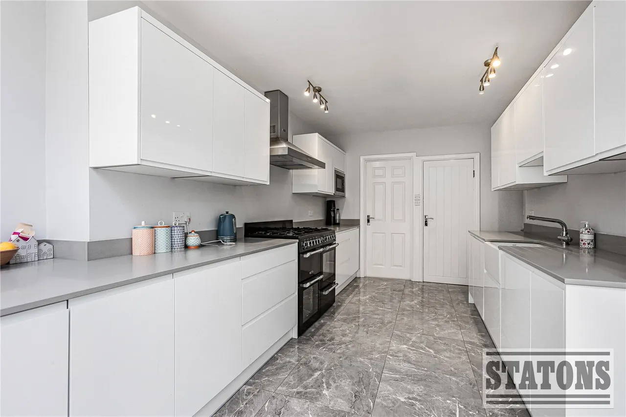Mountway, Potters Bar, Hertfordshire, EN6 1ER, photo 8