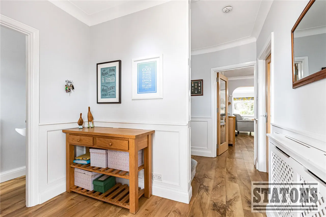 Mountway, Potters Bar, Hertfordshire, EN6 1ER, photo 2