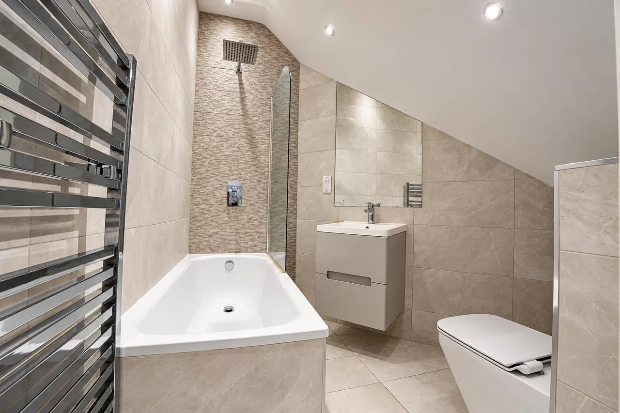Boscobel Road, St Leonards-On-Sea, photo 10