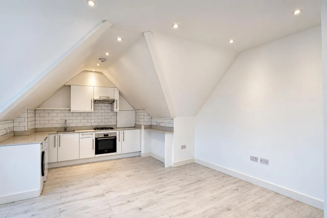 Boscobel Road, St Leonards-On-Sea, photo 12