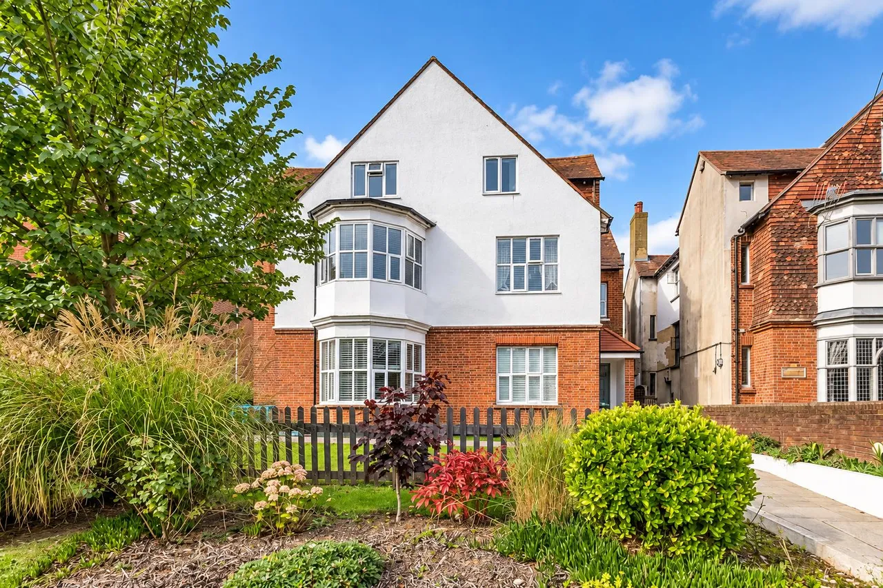 Boscobel Road, St Leonards-On-Sea, photo 15