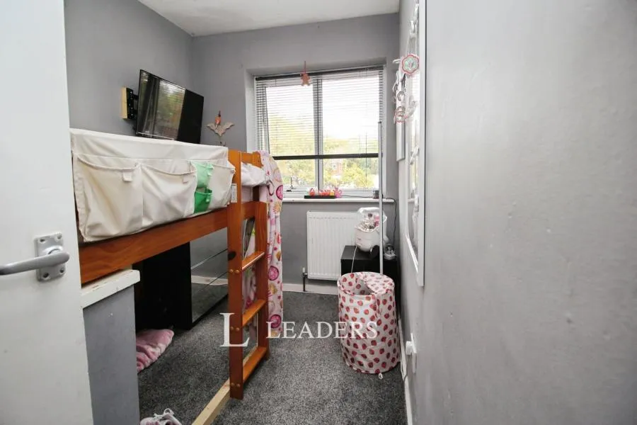 Crosslands, Stantonbury, MK14, photo 11