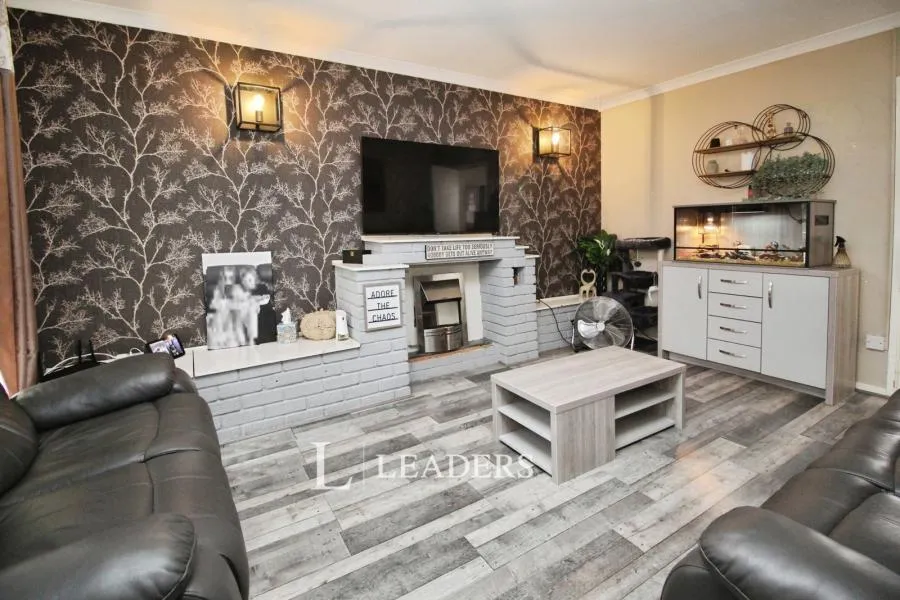 Crosslands, Stantonbury, MK14, photo 2