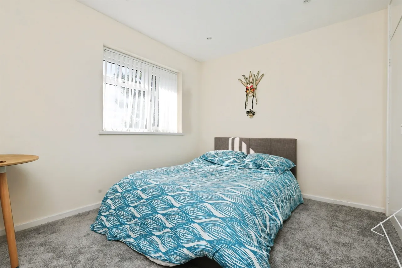 Eagle Close, Rowley Regis, B65, photo 10