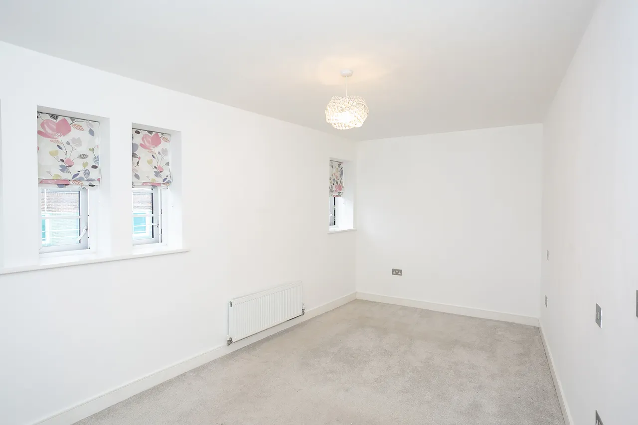 Watford, WD18, photo 7