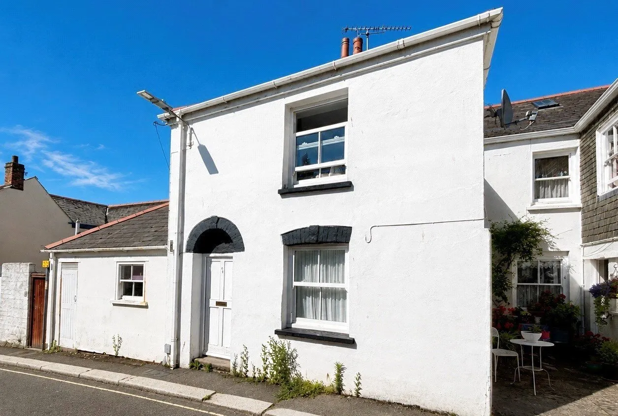 1 bed house for sale, Carclew Street, Truro, TR1