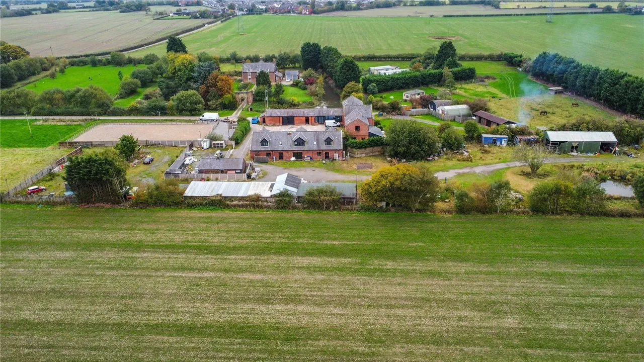 Hall Lane, Burtonwood, Warrington, Cheshire, WA5, photo 32