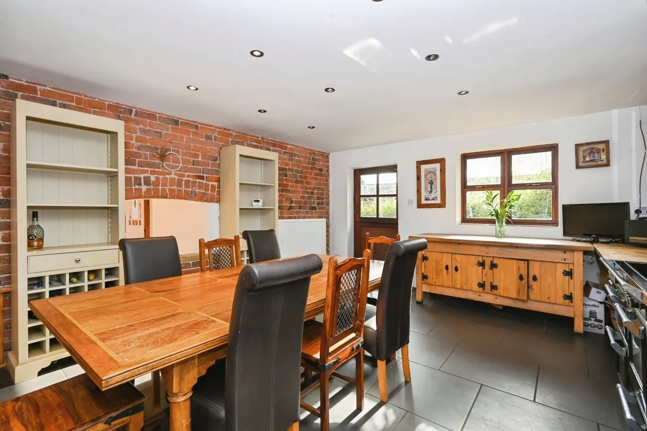Hall Lane, Burtonwood, Warrington, Cheshire, WA5, photo 13
