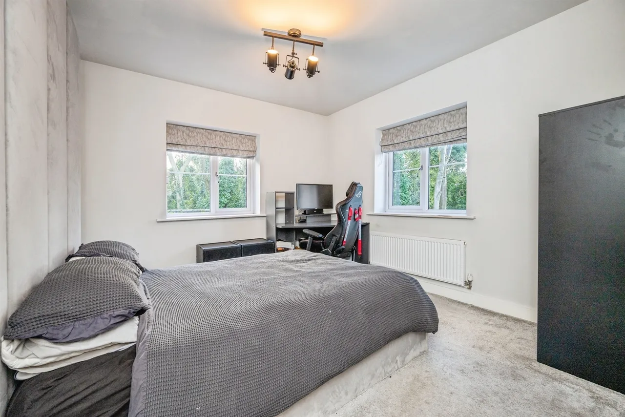St. Marys Close, Sedgley, DY3, photo 20