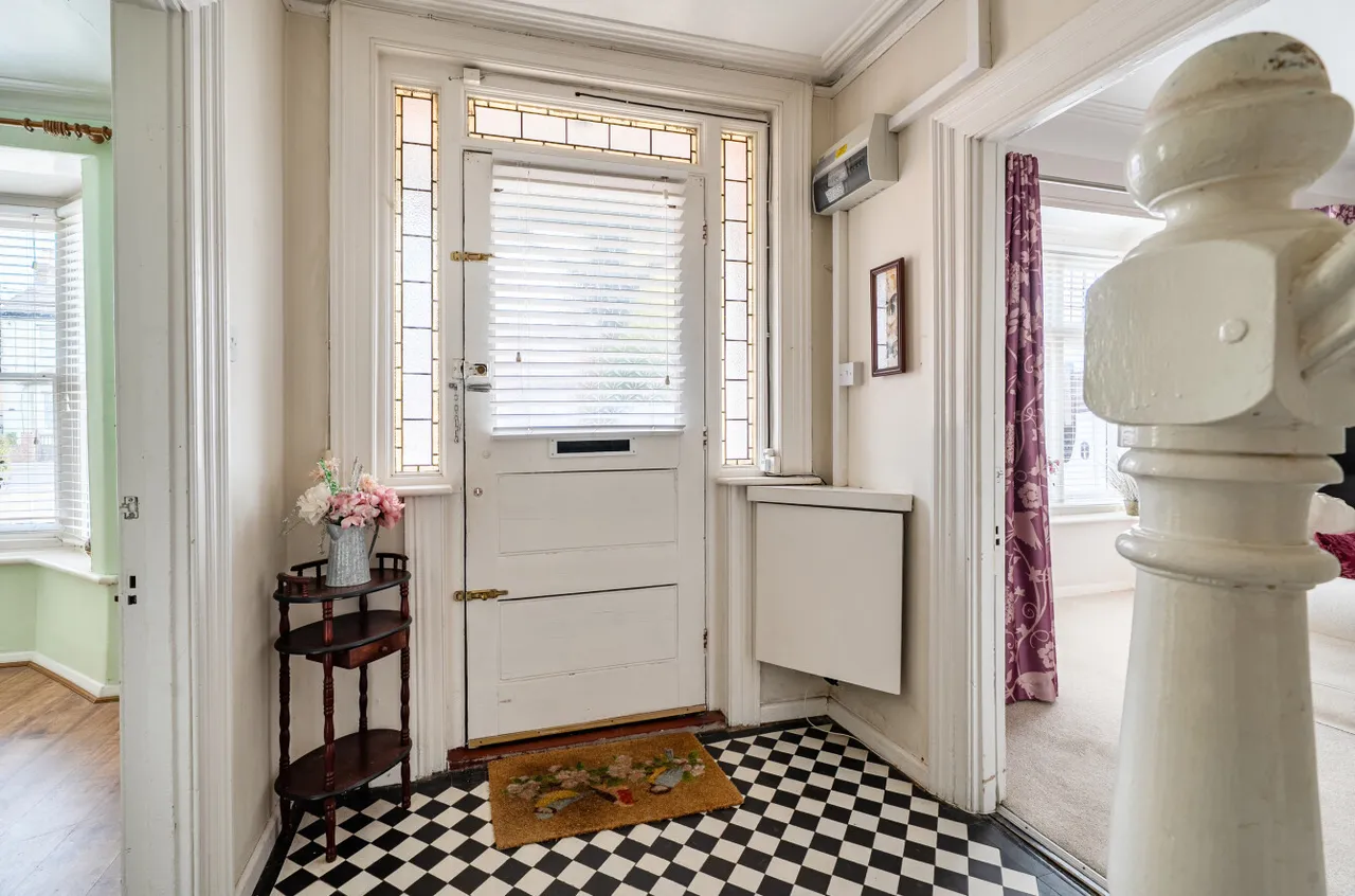 Frimley Road, Ash Vale, GU12, photo 12