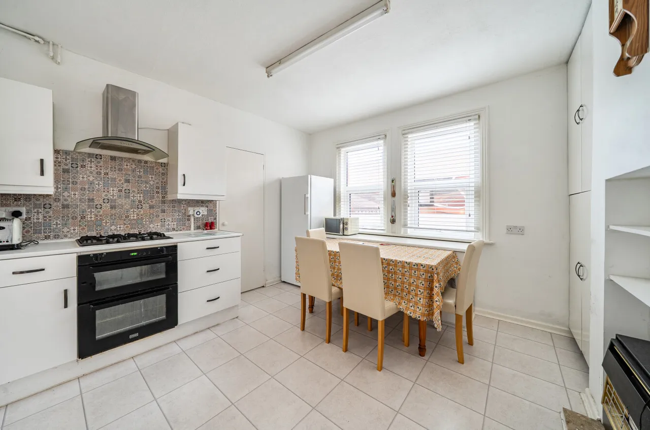 Frimley Road, Ash Vale, GU12, photo 4