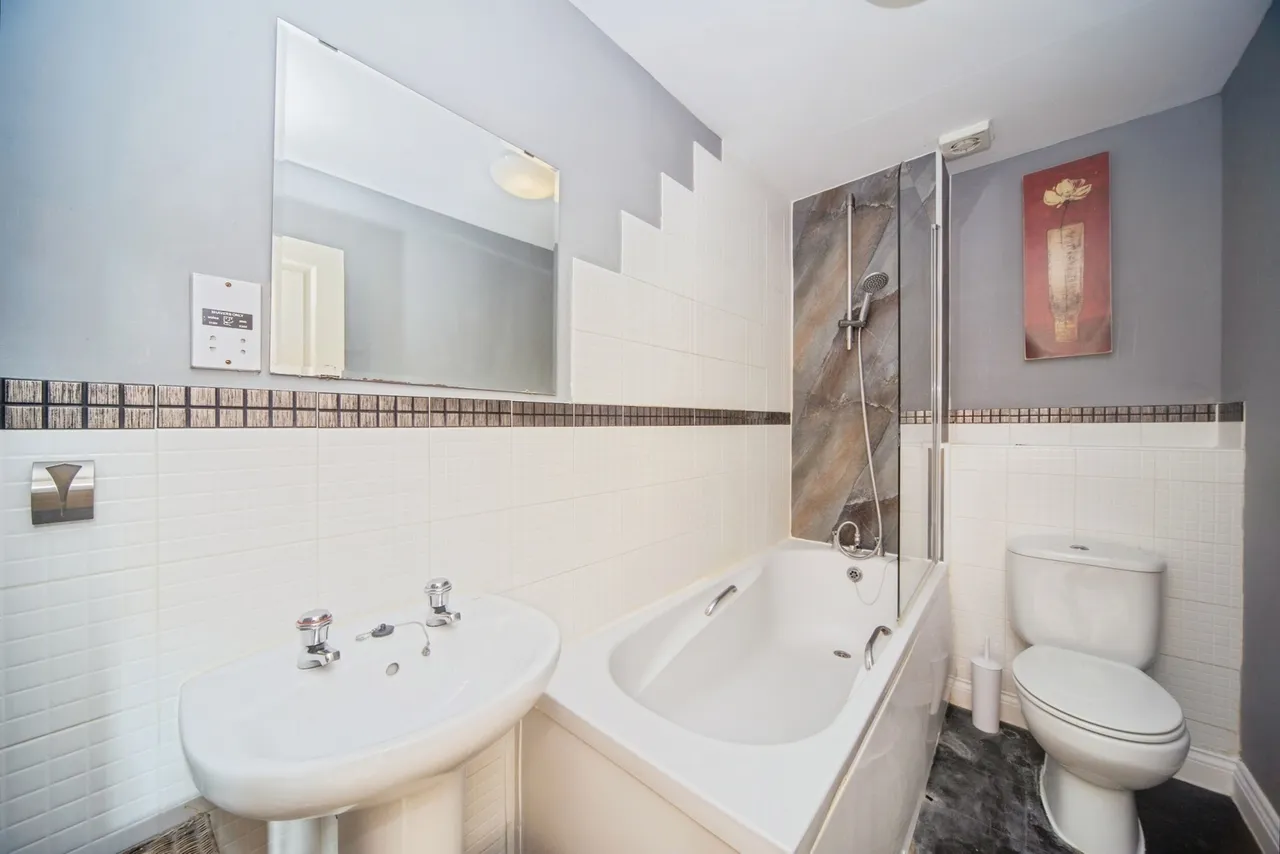 White Star Place, St. Marys, SO14, photo 10