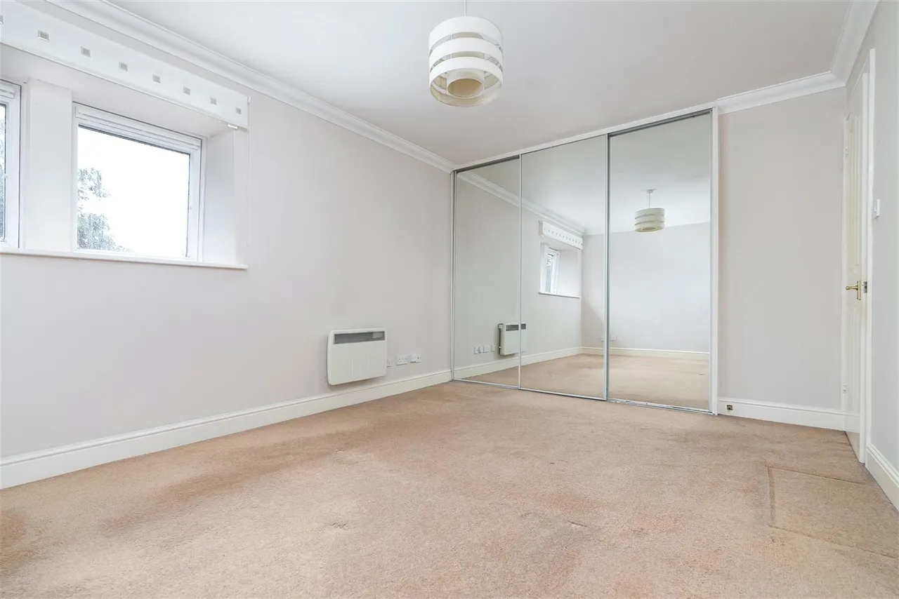 Thorney Mill Road, West Drayton, UB7, photo 6