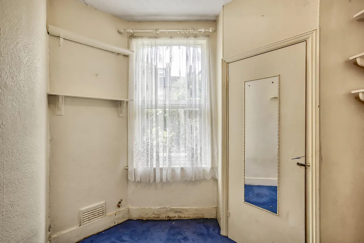 Dornton Road, London, photo 27