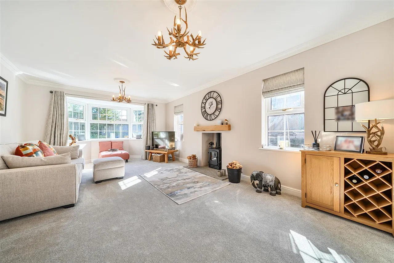 Giles Close, Fareham, photo 2