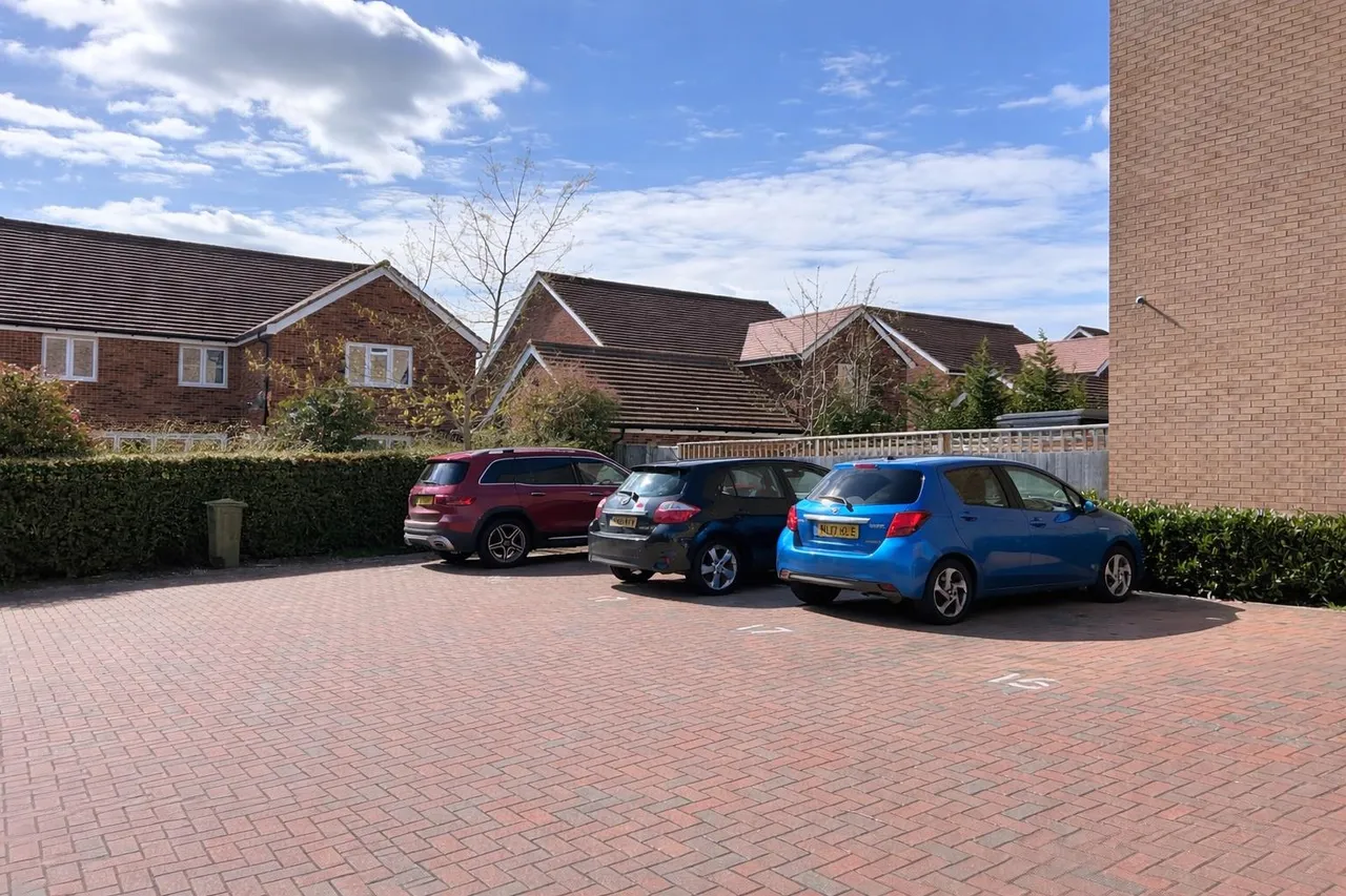 Simford Way, Whitehouse, photo 22