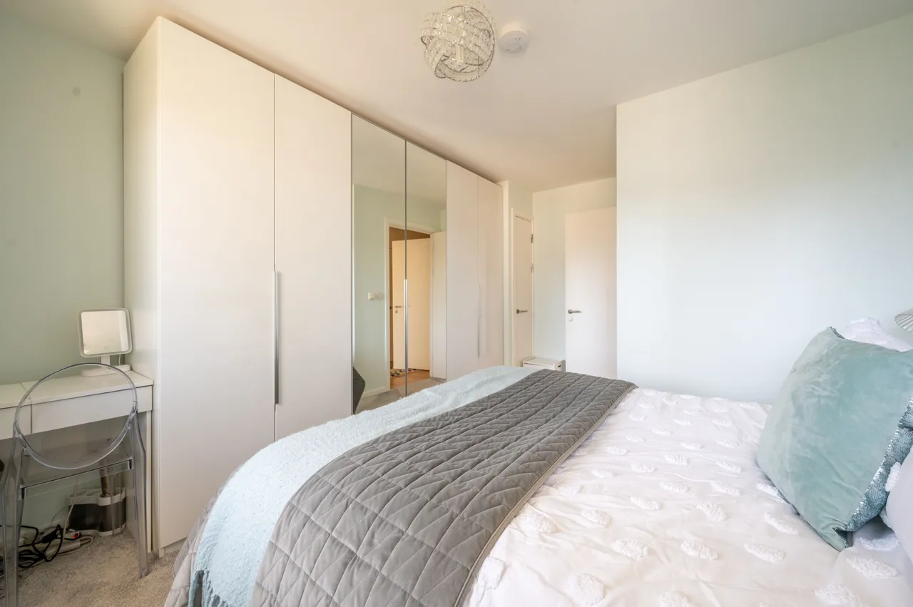 Flat 45, Samphire Heights, 24 Napa Close, London, photo 6