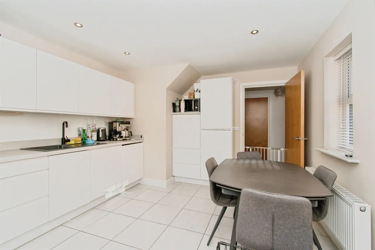 Voysey Avenue, Castleford, WF10, photo 5
