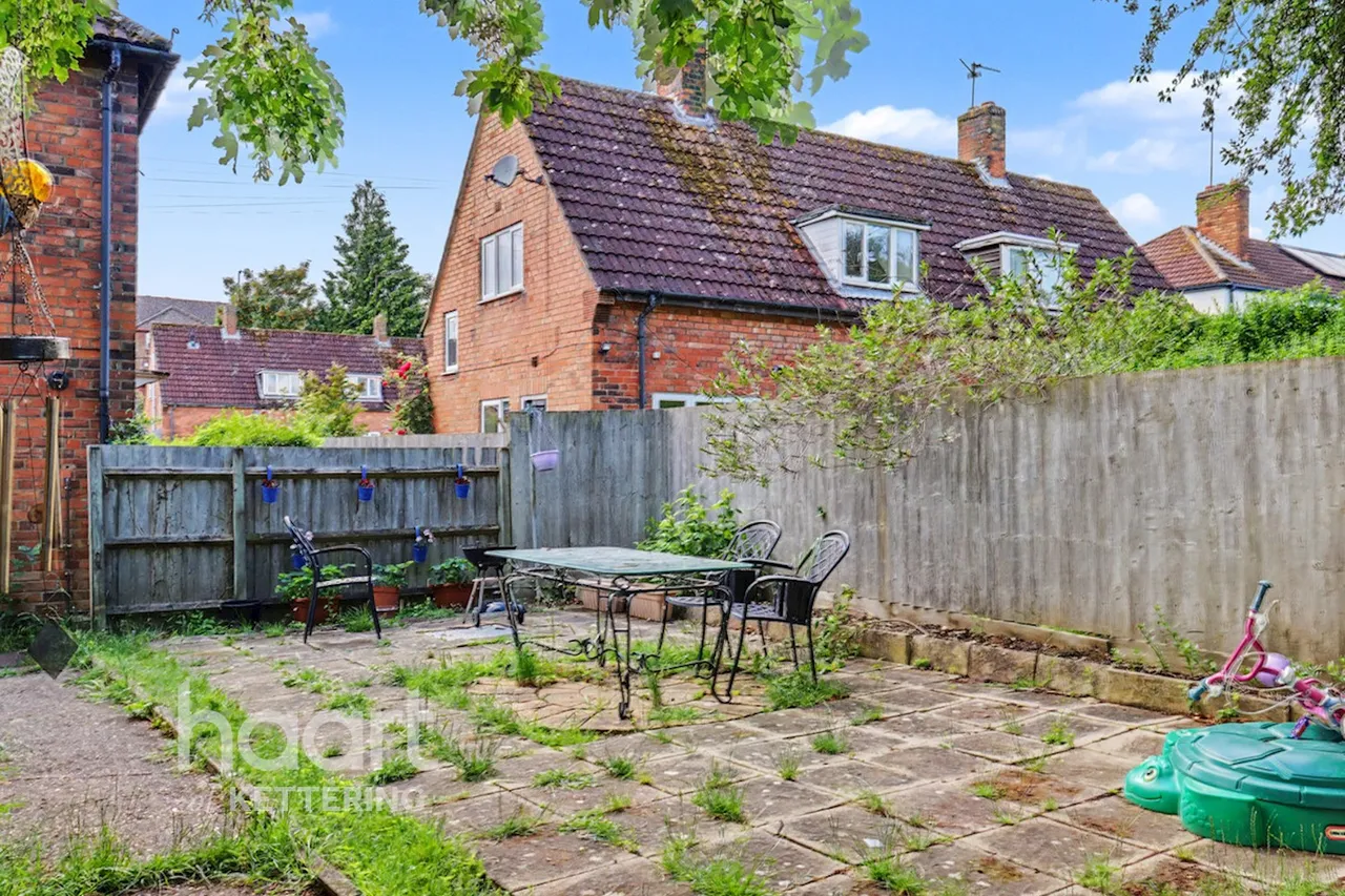 Gilchrist Avenue, Corby, NN17, photo 15