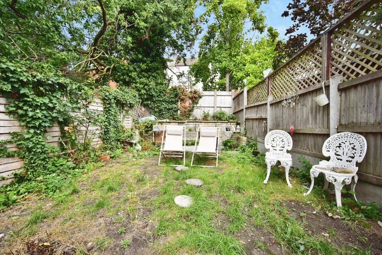 Luton Road, Chatham, ME4, photo 2