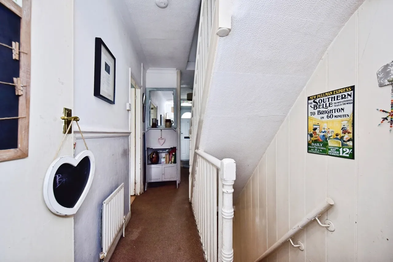 Luton Road, Chatham, ME4, photo 15
