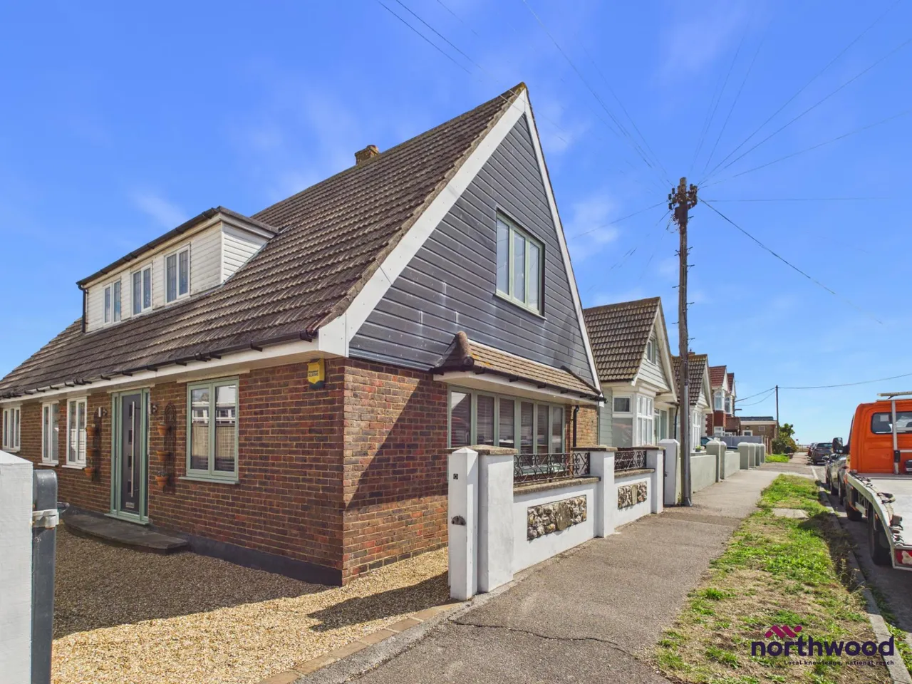 5 bed house for sale, Seaville Drive, Pevensey Bay, BN24