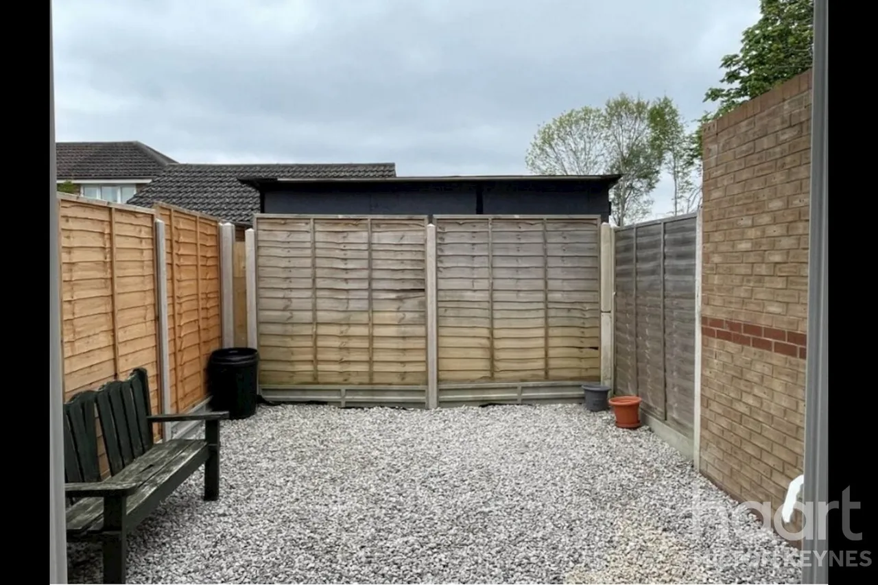 Bardsey Court, MK10, photo 10