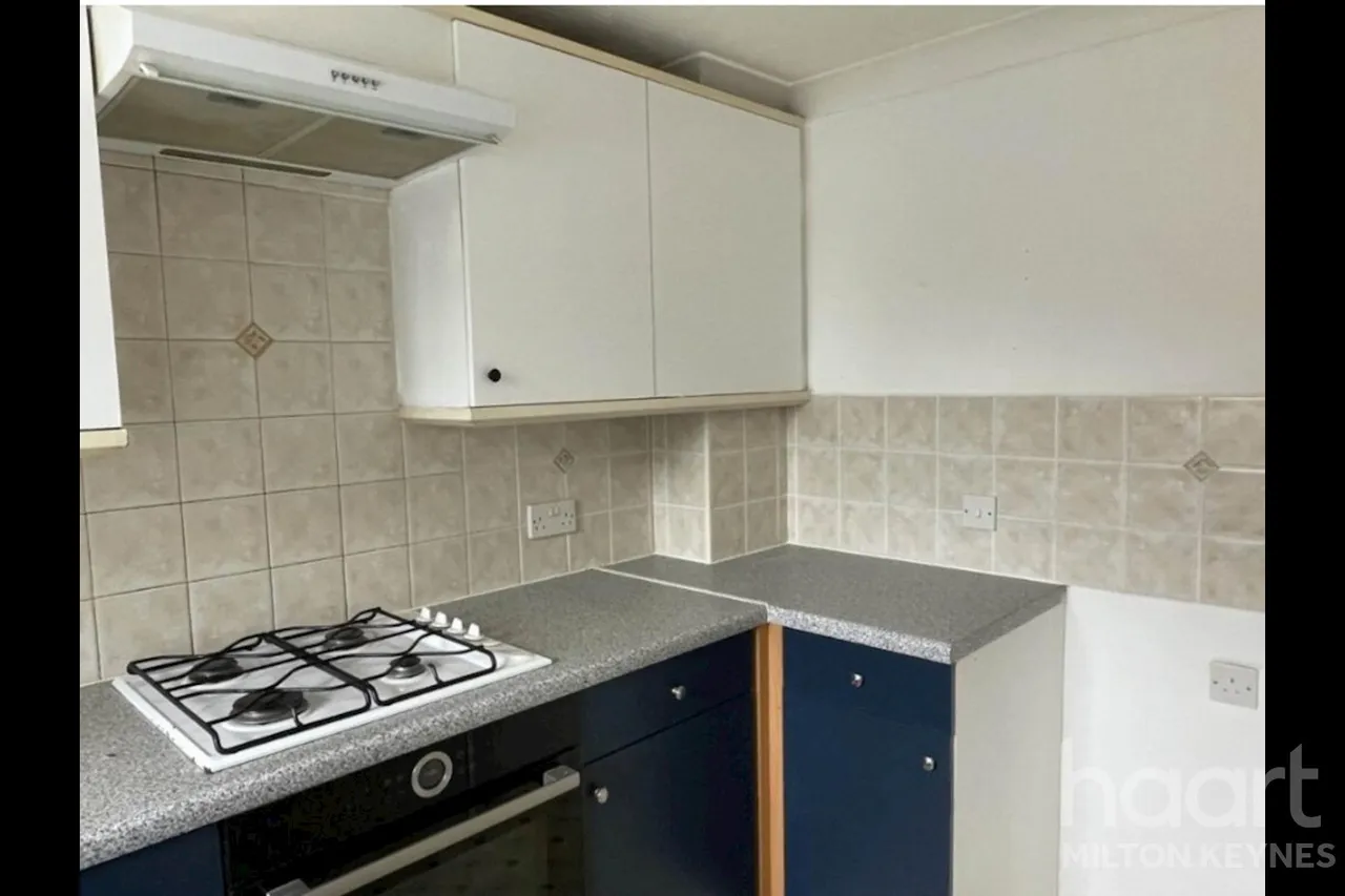 Bardsey Court, MK10, photo 3