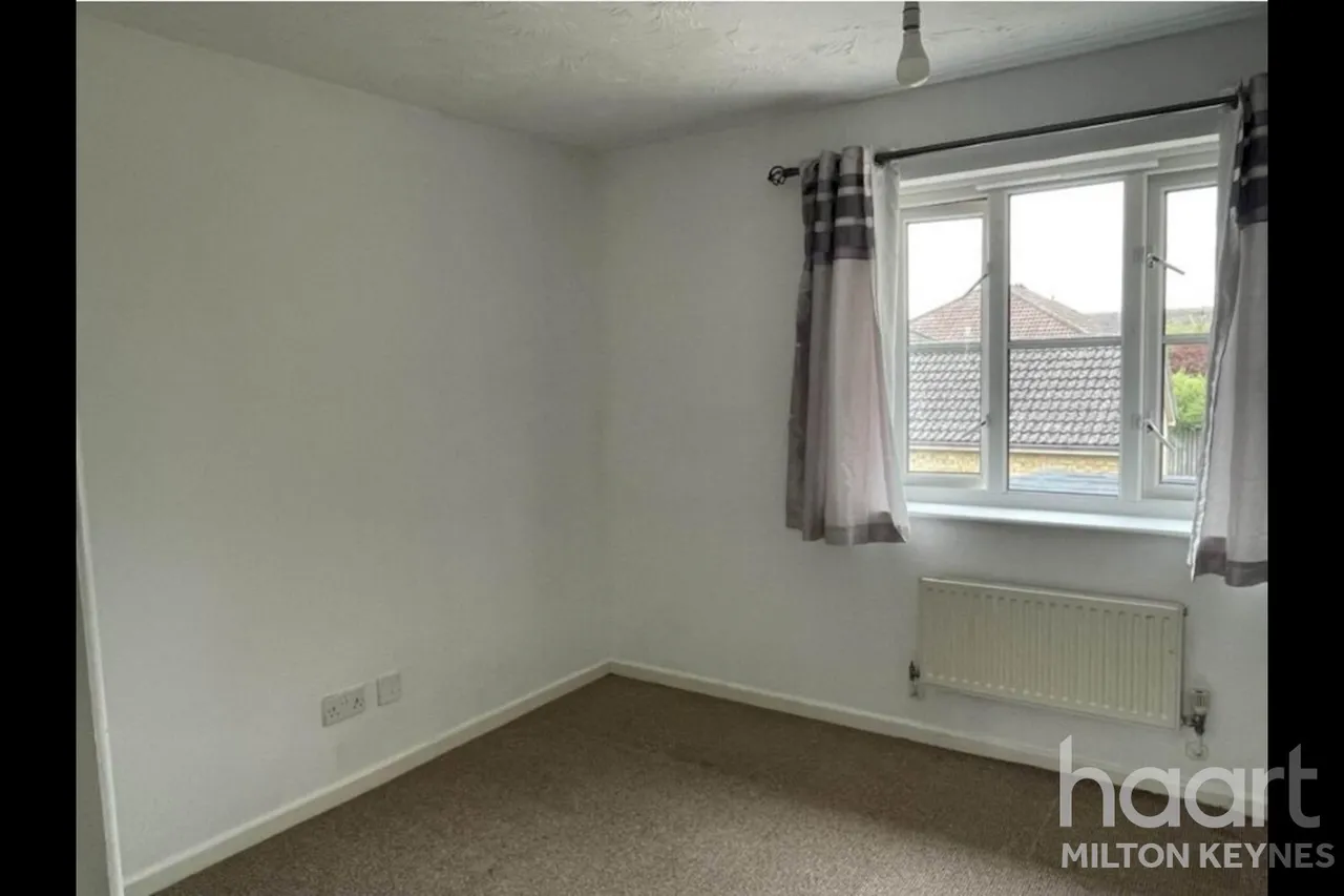 Bardsey Court, MK10, photo 6