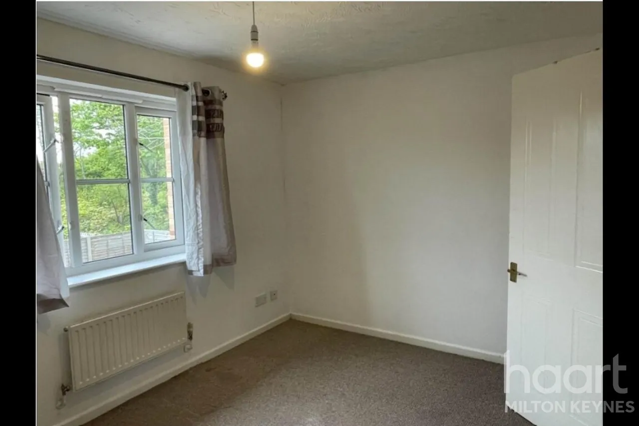 Bardsey Court, MK10, photo 7