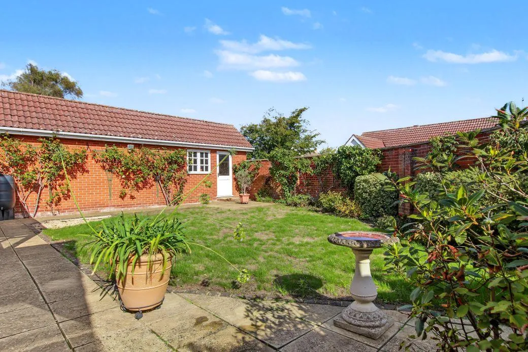 Chestnut Way, Mepal, CB6, photo 16
